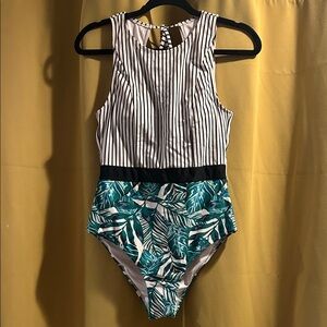 Cupshe Black and White Striped Swimsuit